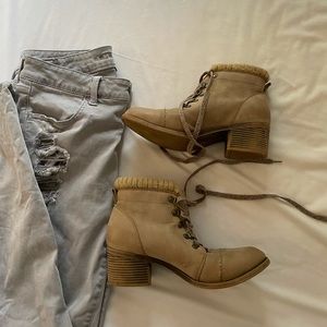Billabong booties. size 8.5.